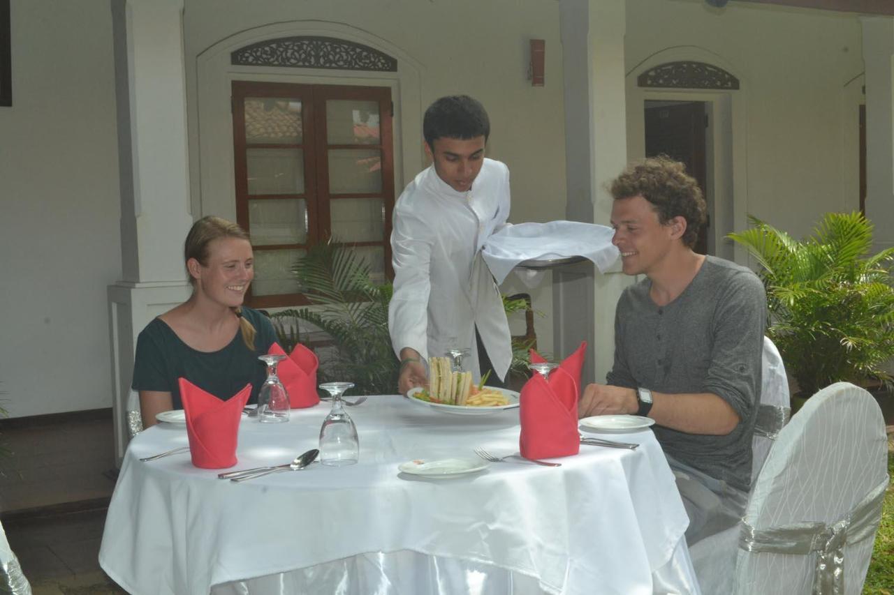 Rest House Matara Hotell Eksteriør bilde